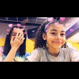 Meet your Posher, Ariel